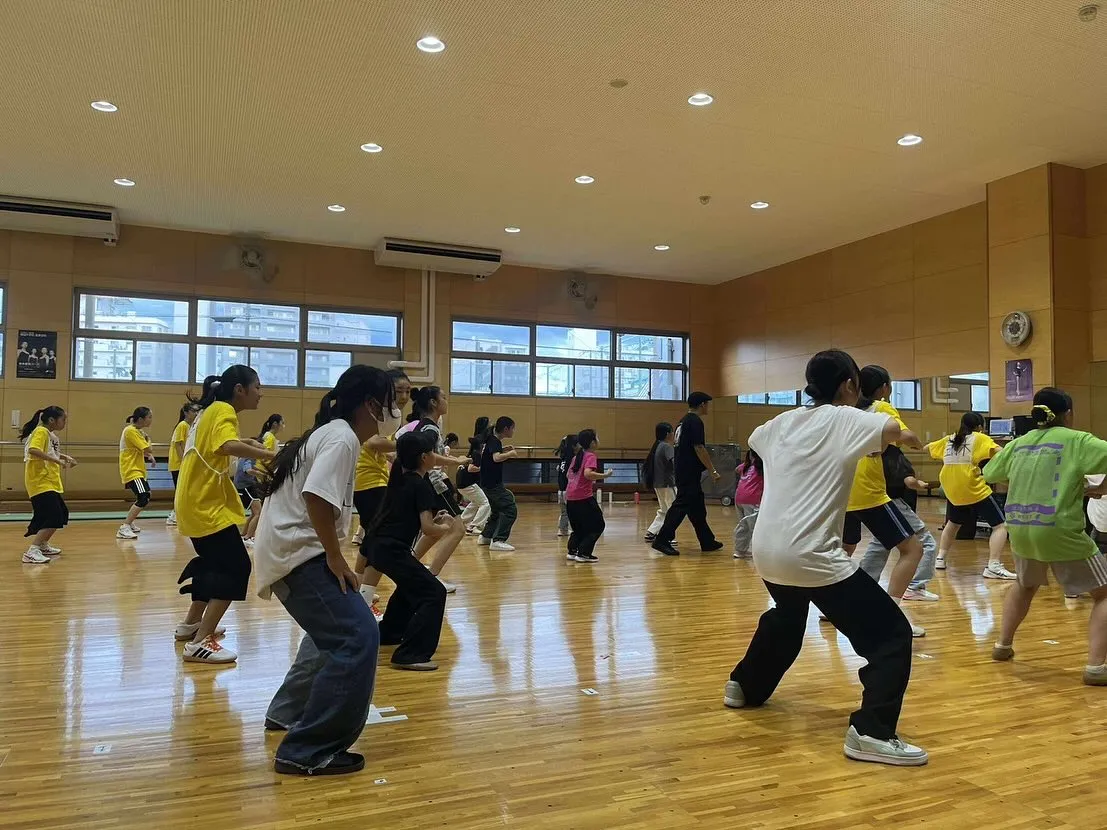 ダンススクールの特徴を大阪府大阪市浪速区で徹底解説!強豪校進学とスキルアップに必要な選び方ガイド